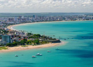 Litoral da Paraíba tem três trechos de praias impróprios para banho