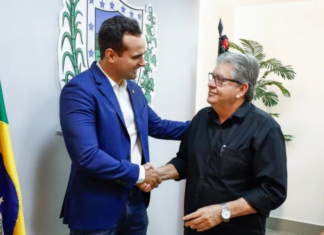 Lucas Ribeiro assume Governo da Paraíba interinamente