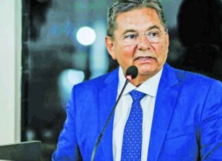 “Voto bolsonarista pode decidir segundo turno das eleições na Paraíba”, avalia Adriano Galdino