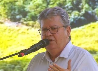 Após saída de Jhony da base governista, João Azevedo minimiza impacto: ‘Nenhum’