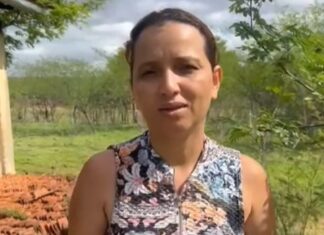 Mulher faz campanha para conseguir a reforma de sua casa na zona rural de Santa Terezinha