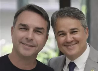 Mídia nacional já crava filiação de Efraim Filho ao PL na Paraíba