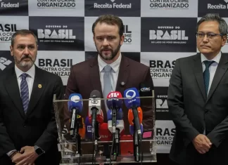 Brasil e EUA anunciam acordo de combate ao tráfico de armas e drogas