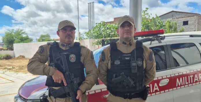 policiais