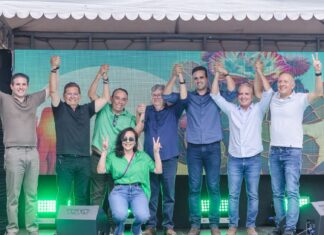 Prefeito Arimateia reúne prefeitos e lideranças políticas que reafirmaram apoio a Lucas, João e Nabor durante almoço, em Santa Terezinha