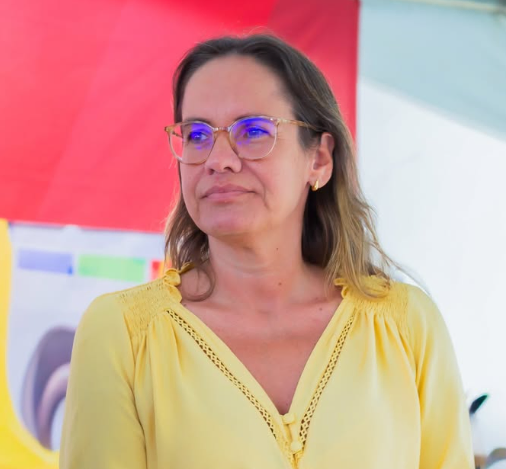 janine-lucena.png